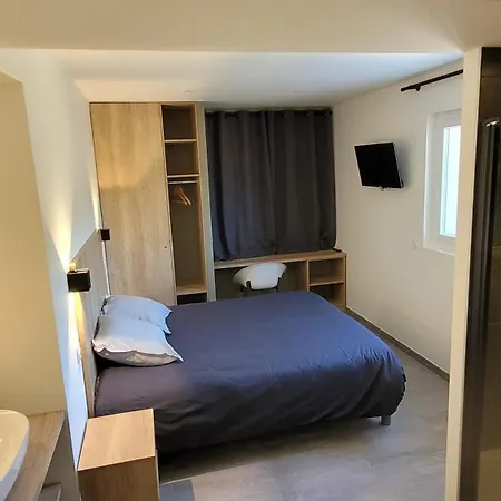 Domaine La Toupie D'hotes Bed & Breakfast 3*